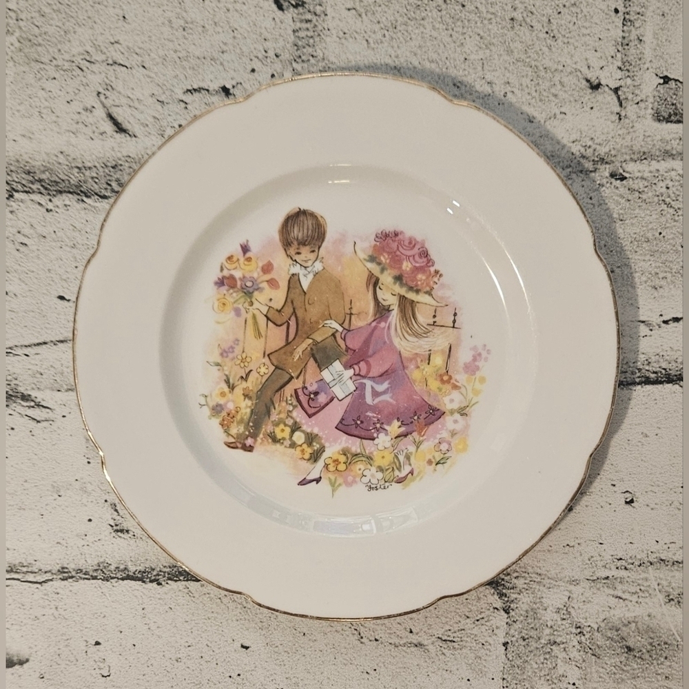 Vintage Royal Grafton Bone China Saucer #2925 Pastoral Scene England